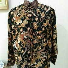 Penjual batik solo terpercaya insyaallah amanah, batik tulis asli, kemeja baju batik pria wanita terbaru. Batik Semi Sutra Fesyen Pria Pakaian Di Carousell