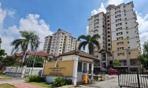 * gated & guarded 24/7. Condo House For Sale Sangat Murah Kristal Condominium Seksyen 7 Shah Alam Seksyen 7 Shah Alam