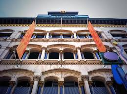 To add a bit more fun, if the team has chosen to dress a boy in their group i. 14 Things To Do With Children In Louisville Kentucky