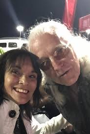 Pam interviews Roger Earl