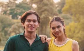 Dari samping saja mereka terlihat mirip, kan? Sinopsis Samudra Cinta Di Sctv Malam Ini 17 Oktober 2020 Ada Makam Cinta Dan Mentari Berita Diy