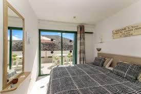 495.000 € bellissima villa in vendita in la esperanza, che si trova in una zona meravigliosa molto vicina al centro del paese. Comprare Casa A Tenerife Tasse Costi Moira Tips