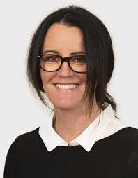 Karen Blain's Instagram, Twitter & Facebook