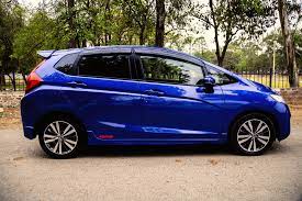 The honda fit subcompact rolls into 2013 with a new exterior color option, midnight plum pearl, which replaces the previous year's orange burst metallic color. Honda Fit 2021 Price In Pakistan Pictures Reviews Pakwheels