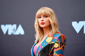 Swift has tweeted a video clip that hinted of a new song on the way. Read Taylor Swift S Thoughts On Rerecorded Fearless Album Los Angeles Times