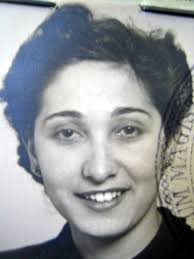 Dutch jewish woman deported to Auschwitz