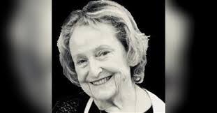 Janet Holt's Instagram, Twitter & Facebook