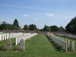 Bruay Communal Cemetery Extension, Pas ...
