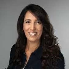 Maria Kalis's Instagram, Twitter & Facebook