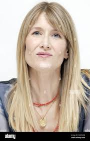 Elizabeth ruth hi-res stock photography and images