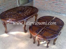 Furnitur kayu jati memang telah lama dikenal akan kualitasnya tak heran apabila harga furnitur seperti kursi kayu jati, meja kayu jati, serta mebel lainnya pun kayu jati adalah jenis kayu berkualitas premium, akibatnya kebutuhan kayu jati pun sangat tinggi karena. Meja Oshin Oval Ukir Jati Pribumi