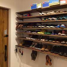 entrance diy セリア スニーカー 靴棚 鍵かけフックのインテリア実例 2017 02 05 12 28 37 roomclip ルームクリップ 玄関 diy 棚 靴棚 クローゼット 収納