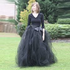 Hello la famille on se retrouve pour une video mukbang sur la femme noir avec leslie j''espère que vous allez kiffez ✨ leslie : Femme Tulle Jupe 2016 Nouvelle Mode Longue Noir Tutu Jupe Robe De Bal Avec Ceintures Pour Femme Toute La Saison Haute Qualite Tulle Jupe Aliexpress