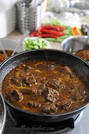 Rawon daging adalah salah satu makanan favorit saya juga lho, hhee. Resepi Rawon Rawon Resepi Merory Sedap Betul