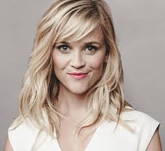 By default every woman has a desire to alter their looks once in a while, so, instead of going for a plastic surgery, go for a simple natural method which has no harm, sweep the fringe. 36 Womens Long Hairstyles With Side Fringe
