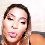 Debora Lobe's Instagram, Twitter & Facebook