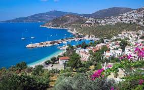 The coastal road towards kalkan: Kalkan Da Gezilecek Yerler Hellovillam