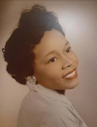 Rosalee Green's Instagram, Twitter & Facebook