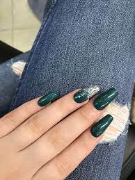 Coffin Acrylic Nails Emerald Green With Sparkle Green Acrylic Nails Green Nail Designs Gold Acrylic Nails