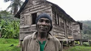 Suriname (niederländisch syːriˈnaːmə, deutsch ˈzuːʁɪˌnaːmə), deutsch auch surinam (ˈzuːʁɪˌnam), sranantongo sranan (sraːˈnaŋ), ist ein staat in südamerika. Wo Gleich Liegt Surinam Artundreise