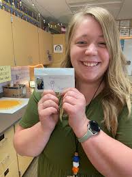 How to Attach Blow Horn to Chair