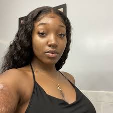 Kianna King's Instagram, Twitter & Facebook