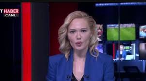 Milli savunma bakanı fikri işık ise bu bir korsan bildiridir. Trt De Korsan Darbe Bildirisi Okuttular Gundem Http Www Hicrethaber Com