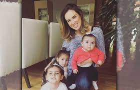 Jacky Bracamontes Y Martin Fuentes Tendran Otro Hijo Enelbrasero Http Ift Tt 2o63uja Jackybracamontes Martinfuentes Couple Photos Photo Couples