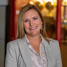 Beth Aycock's Instagram, Twitter & Facebook