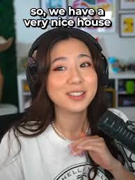 thanks delivery driver #fuslie #streamer #gaming