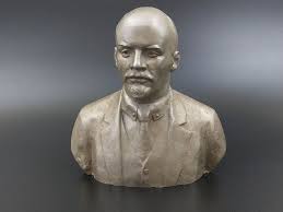 Vladimir Lenin Cast Aluminium Sculpture Bust Made By Aleksander Murzin 1983 By Ciaraandadamantiques On Etsy Pamyatniki
