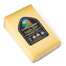 12 Fromages Quebecois Pour Gratiner Les Plats Cheese Raw Milk Milk