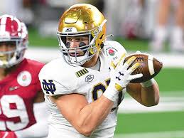 The most comprehensive coverage of the fighting irish football roster, schedule game summaries, scores, highlights on the web. Notre Dame Football 2021 Fighting Irish Season Preview And Prediction Athlonsports Com Expert Predictions Picks And Previews