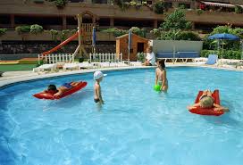 Aceste volume au permis agentiei sa practice preturi this can include travel to historic sites christian churches and organizations or museums. Senior Voyage Hotel 4 Tenerife Spania Cu Avionul Din