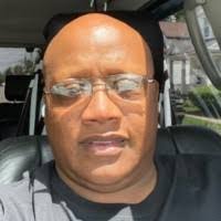 Marlon Holt's Instagram, Twitter & Facebook