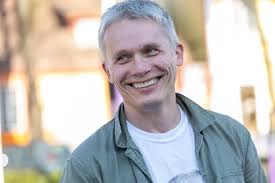 KARL SANDER KASE ⟩ Tarmo Jüristo ja SALKi tegevus viitab erakonna varjatud  rahastamisele