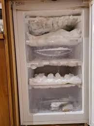 My neighbor explained to me why she always keeps a spoon in the freezer.  How did I manage to live without this trick for 50 years?😲 The explanation  is in the first