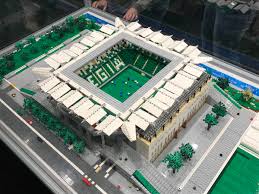 4 971 miejsc trybuna południowa (sektor gości): Legia Net On Twitter Stadion Legii Na Wystawie Klockow Lego
