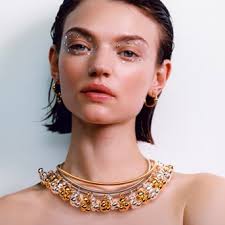 Taupe colored Flower Vera Key ring