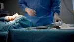 إغلاق مراكز تجميل ومساج و"تاتو"