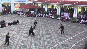 Ayer keroh has become home to medical students from all over malaysia as well as foreigners due. Seni Silat Gerak Pusaka Smk Ayer Keroh Youtube