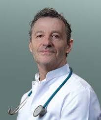 Peter Mester's Instagram, Twitter & Facebook