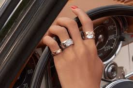 Chanel ring chanel coco collection © bérengèretreussard2017 for www.likeab.com. Coco Crush De Chanel Nouveaux Bijoux Pour La Collection Chanel Miller