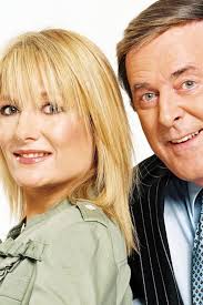 Wogan fans rail at 'snide' Telegraph obituary