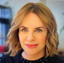 Professor » Glaura Goulart Silva » Instituto de Ciências Exatas »  Departamento de Química » Somos UFMG