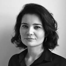 Jennifer Bloomer's Instagram, Twitter & Facebook