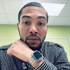 🚨🚨🚨BREAKING NEWS🚨🚨🚨 PWInsider reports that Armando Alejandro Estrada  the former manager of Umaga and ECW GM has signed a Legends deal to return  to WWE There has also been talk about Estrada