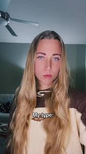 Casey Edens's Instagram, Twitter & Facebook