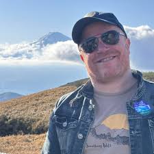 When alarm clocks were unreliable and expensive, a knocker-upper was a  person whose primary job it was to wake people up. In the 1930s, Mary Smith  in this image earned six pence