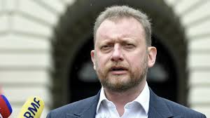 Szumowski pytany o to, dlaczego od 2008 r. Slawomir Nitras Atakuje Zone Ministra Zdrowia Lukasz Szumowski Dalbym Mu W Pysk Wieszwiecej Tvp Info